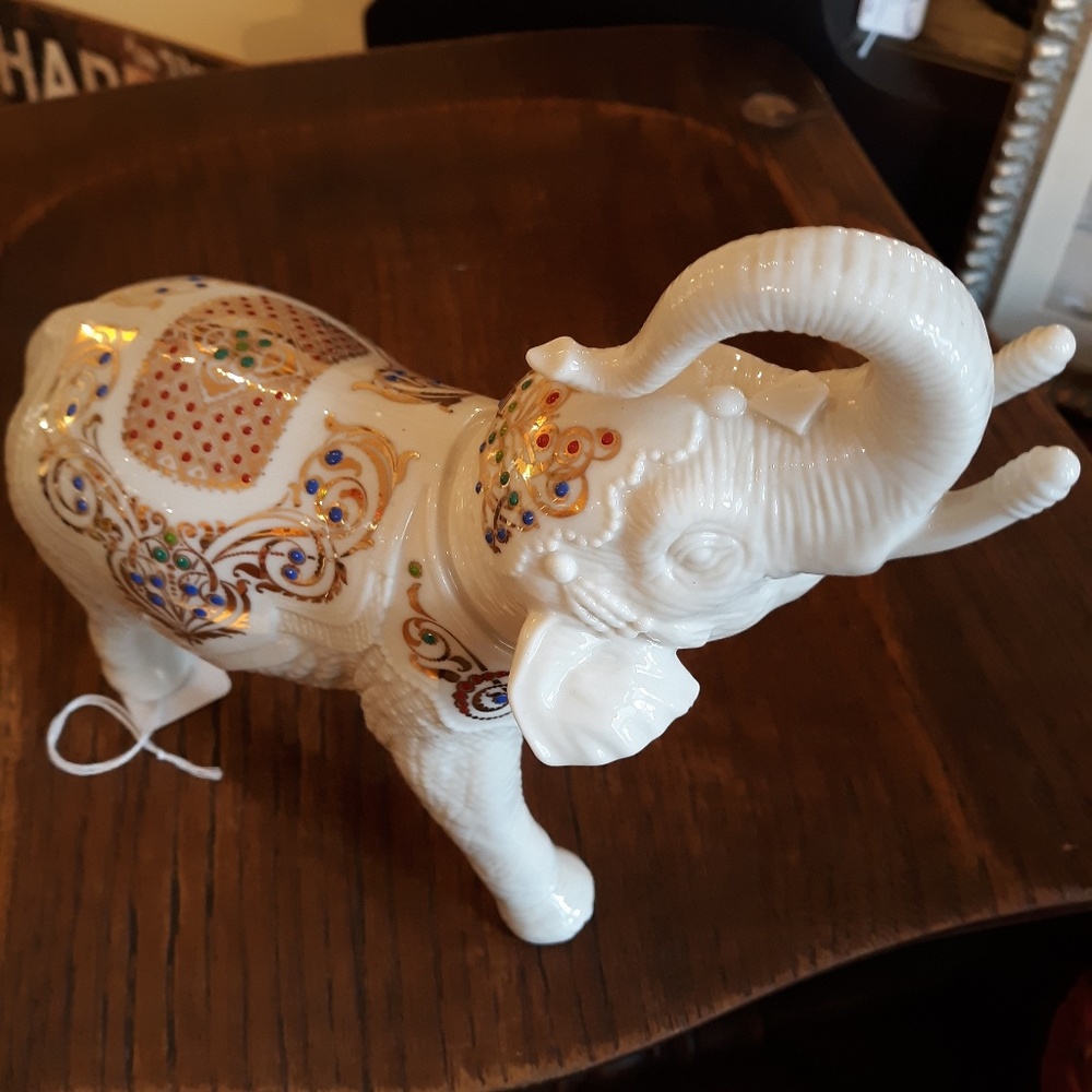 Lenox elephant